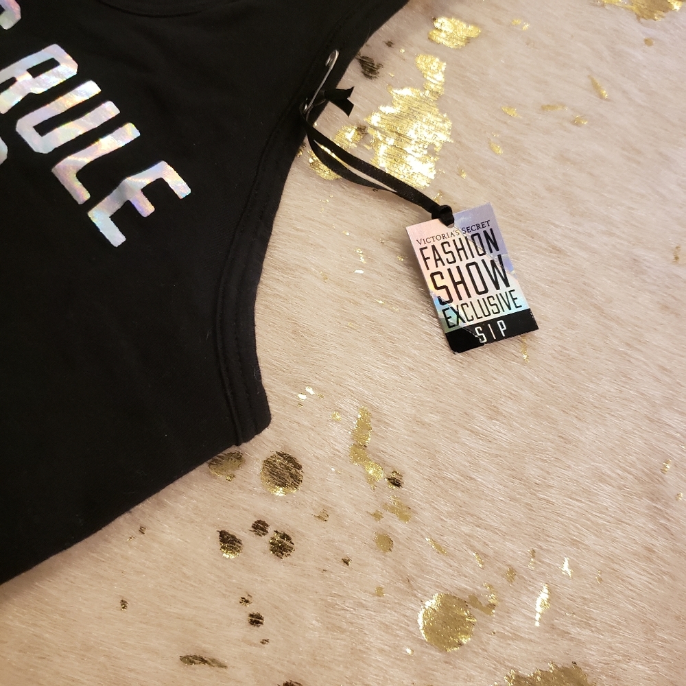 NWT PINK VS Pink Girls Rule The World Sports bra Limited Edition - Picture 5 of 6